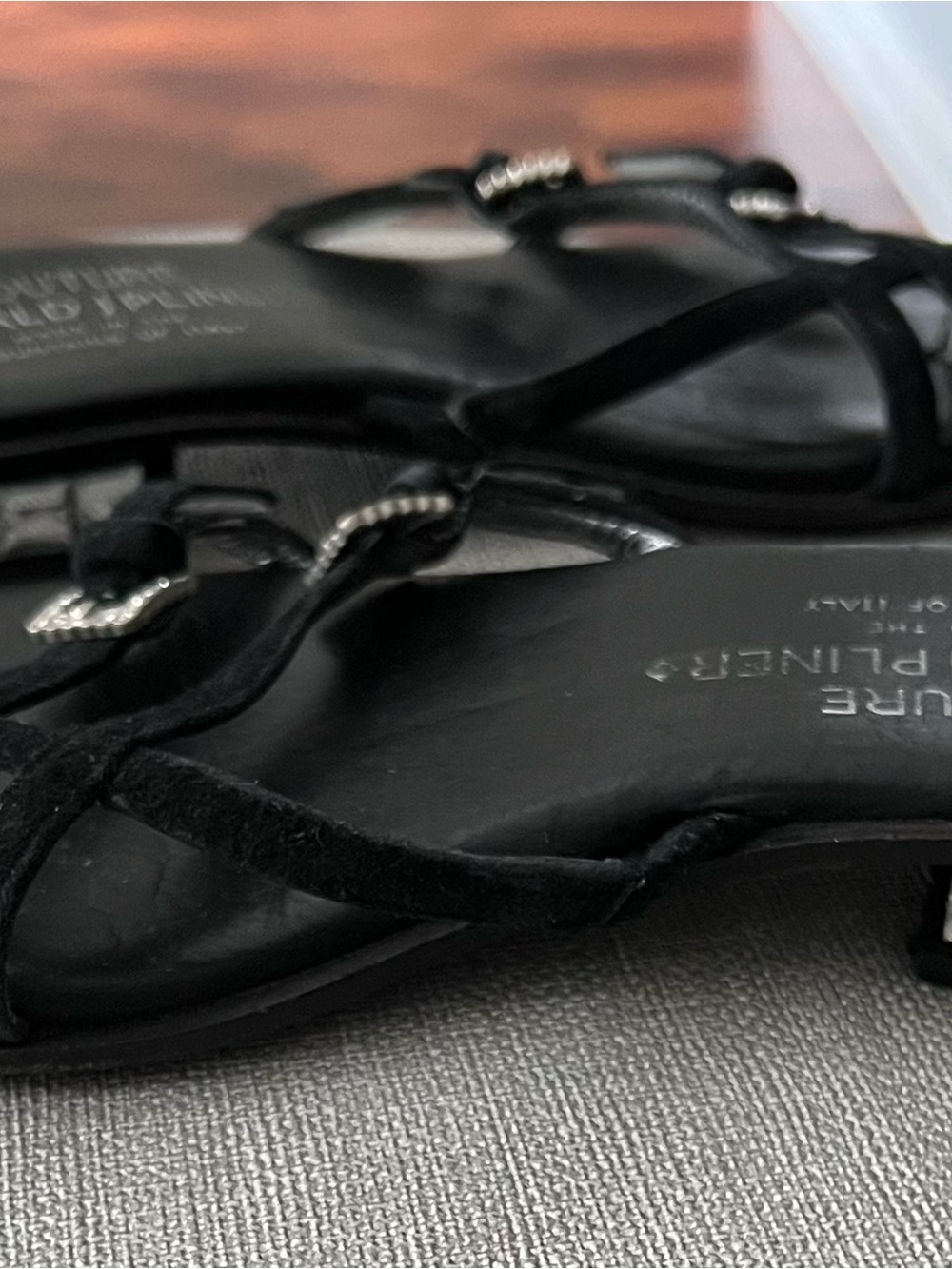 Couture Donald J. Pliner Black Suede Strappy Buckle Sandals made in Italy - Picture 6 of 12